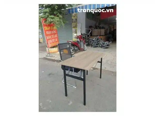 chân bàn gấp gọn thông minh