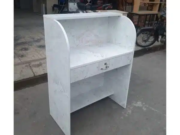 Bàn thu ngân nhỏ