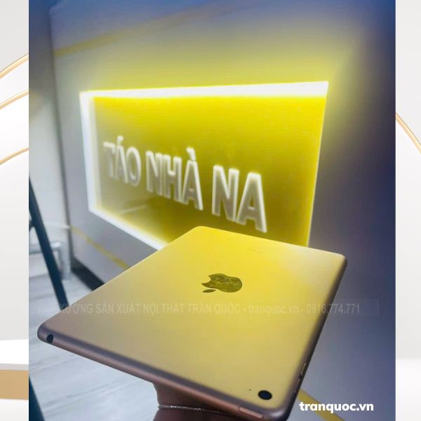 đèn led hắc sáng logo