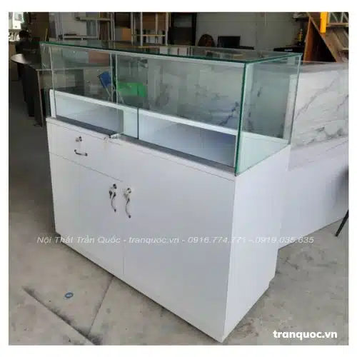 Mặt trong tủ trưng bày TDT01