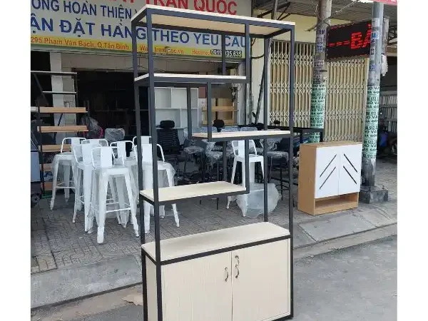 Kệ trang trí khung sắt ô ngang