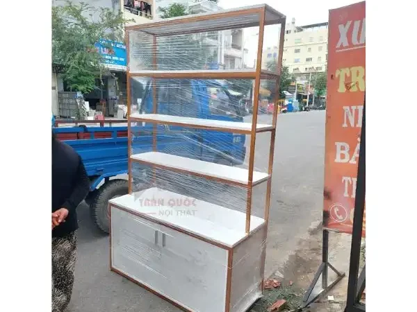 Kệ trưng bày khung sắt vàng đồng KTTKS05