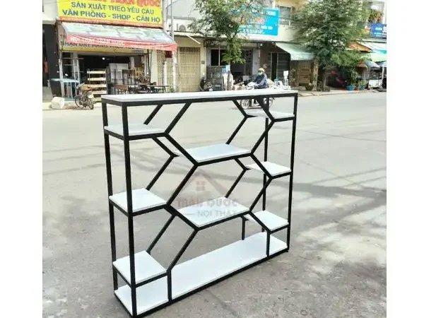 Kệ trưng bày mỹ phẩm khung sắt