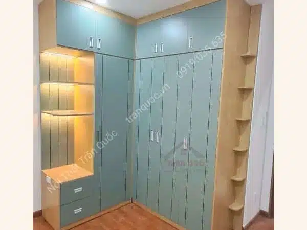 Tủ quần áo hiện đại có đèn TQA06