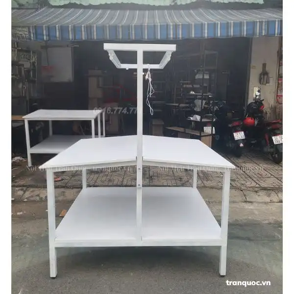 Bàn kiểm hàng ngành may Bàn kiểm hàng ngành may