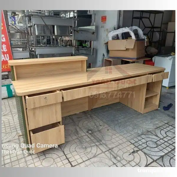 Mặt trong quầy thu ngân hiện đại SP11329