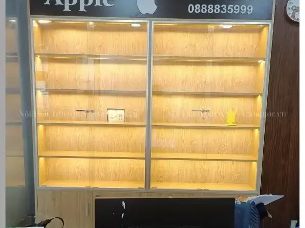 tủ trưng bày phụ kiện điện thoại