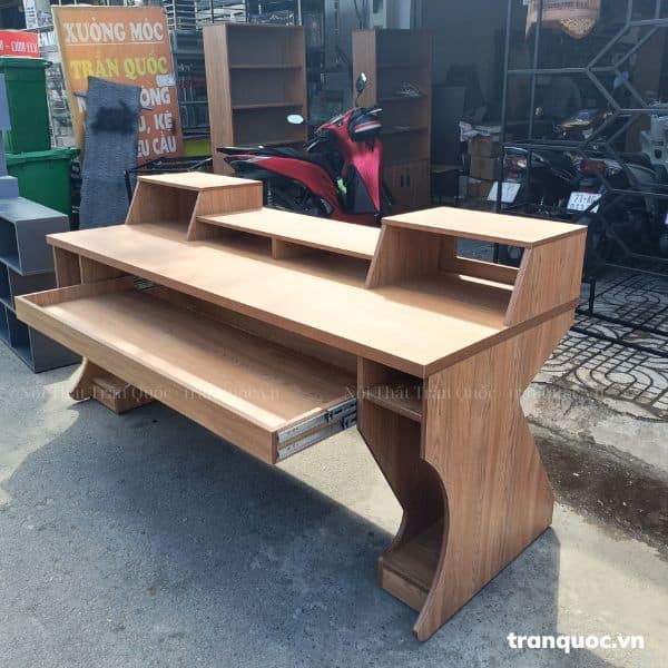 Bàn studio phòng thu với chất liệu ván MDF màu vân gỗ 436 nổi bật