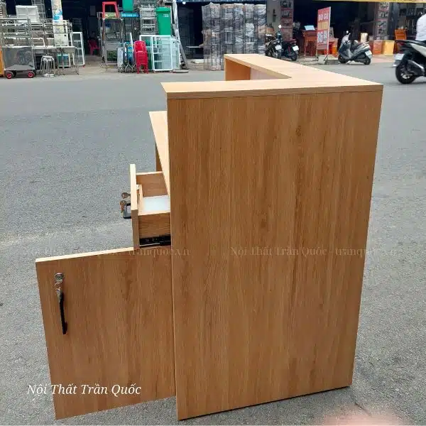 Chất liệu MDF màu vân gỗ sồi phối trắng