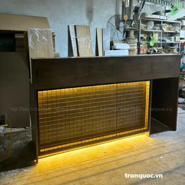 Mặt trong mẫu bàn quầy thu ngân đẹp SP21677