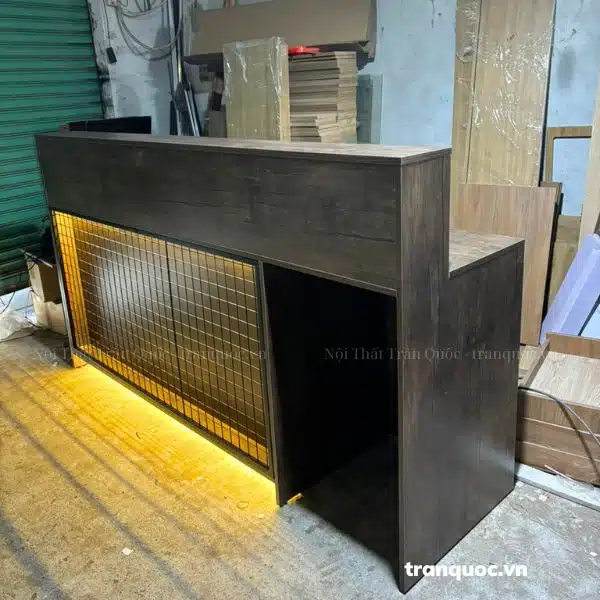 Quầy thu ngân đẹp với phần lưới cách điệu phía trước