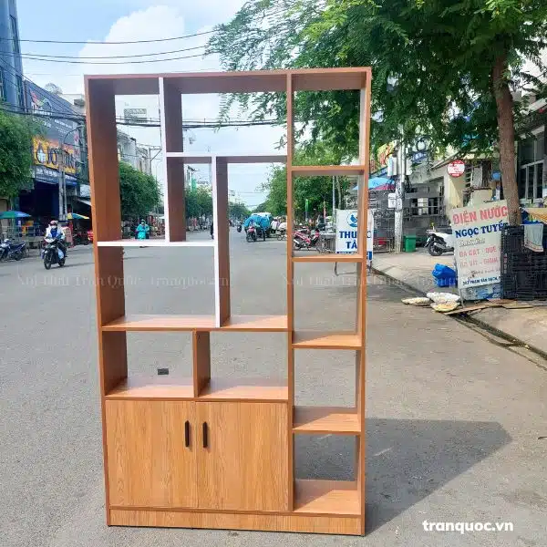 Kiểu dáng đơn giản. Thích hợp dùng làm tủ ngăn phòng khách và bếp