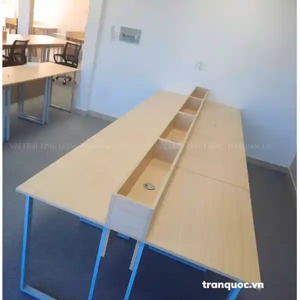 ban-lam-viec-8-nguoi-sp11789