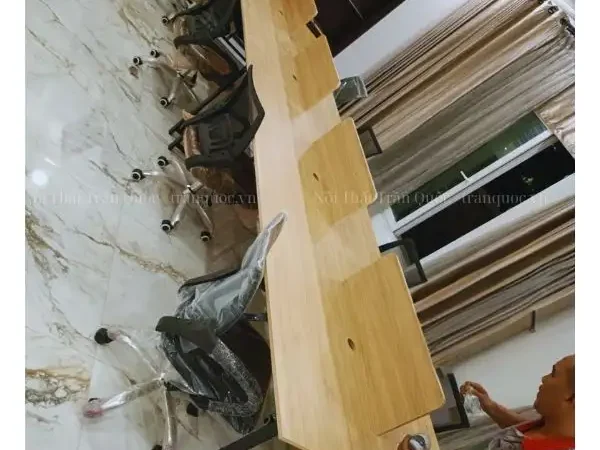 Chất liệu ván MDF phủ melamine, màu nâu vân gỗ 386