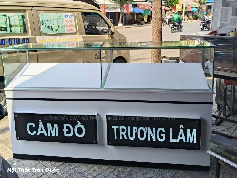 Kích thước tủ trưng bày điện thoại
