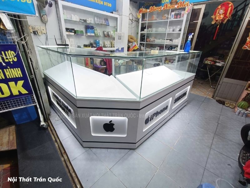 kích thước tủ trưng bày điện thoại