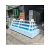 Kệ trưng bày mỹ phẩm giữa nhà